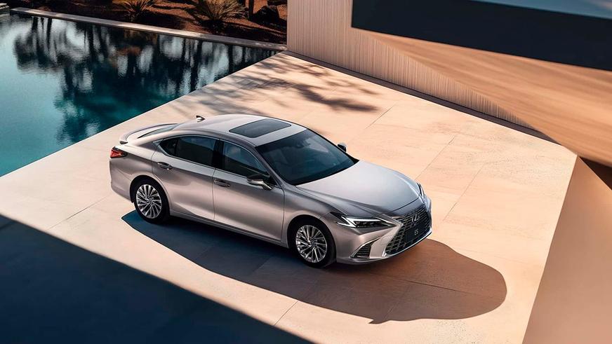 Обновлённый Lexus ES дебютировал в Китае