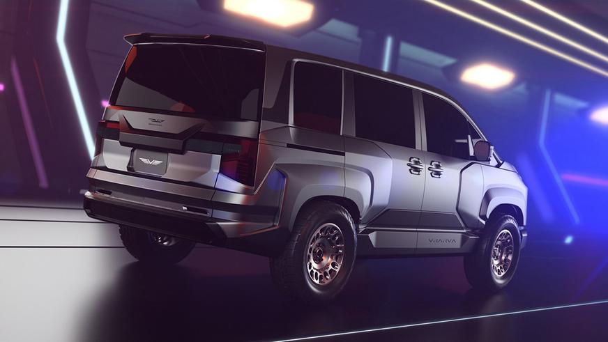 Тюнеры сделали из Delica D:5 футуристичный минивэн