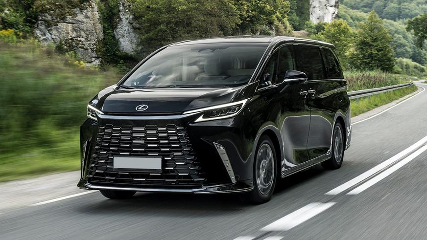 Минивэн из автосалона: что есть в продаже от 5.5 млн тенге и выше