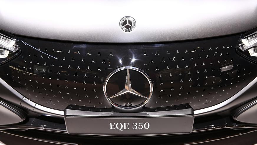 mercedes-eqe-4