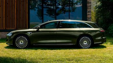 На универсал Stelato S9T оформили 20 тысяч заказов за сутки