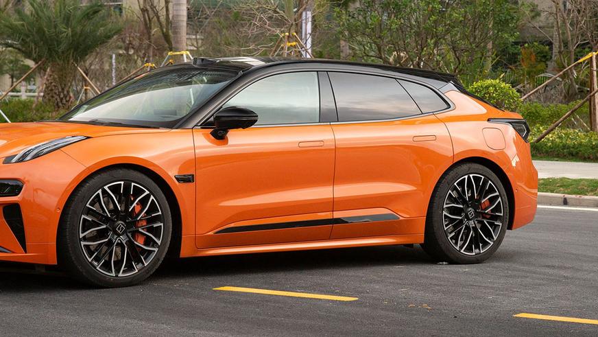 Обновлённый Zeekr 001 вышел на рынок Китая