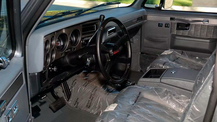 Продаётся старый Chevrolet Blazer словно из салона