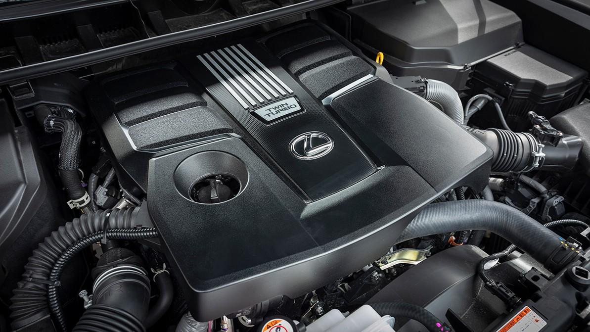 Тысячи новых Lexus LX нуждаются в замене двигателей