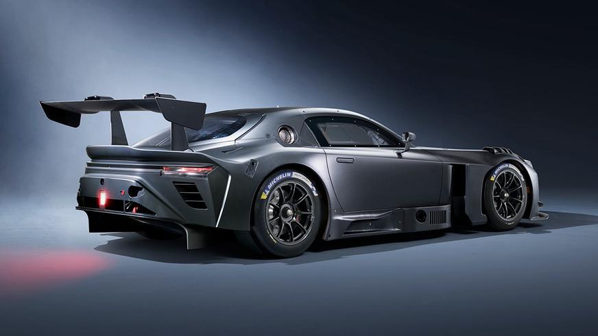 Toyota представила три суперкара: дорожный, гоночный и электрический