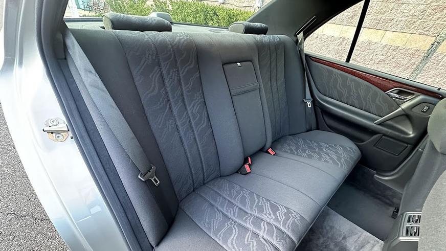 В США нашли E-Class (W210) с пробегом всего 22 тыс. км