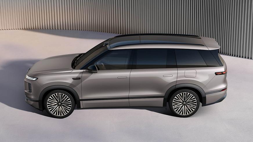 Volkswagen ID. Era 9X: каким получился большой гибрид для Китая