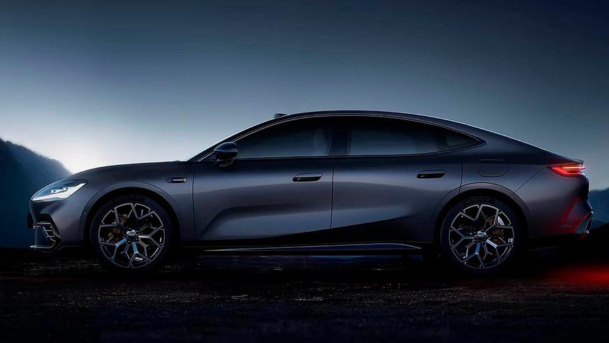 Спортседан Geely Galaxy TT поступил в продажу в КНР
