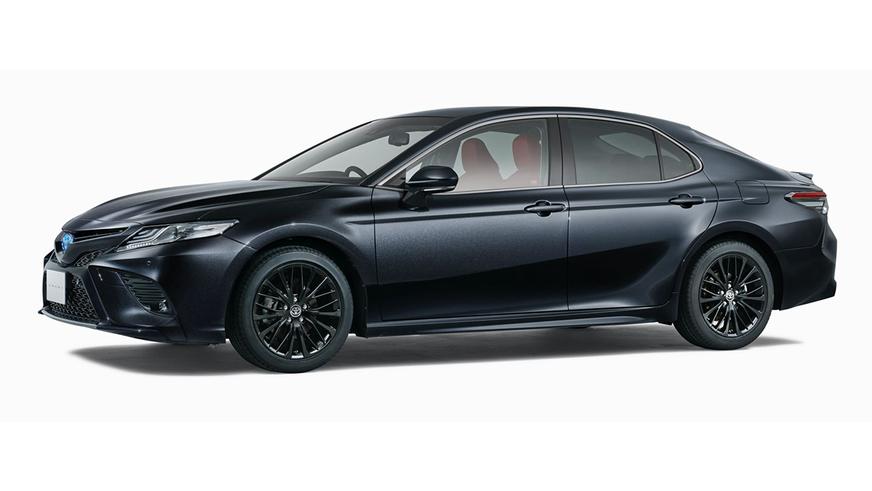 У Toyota Camry появилась юбилейная версия