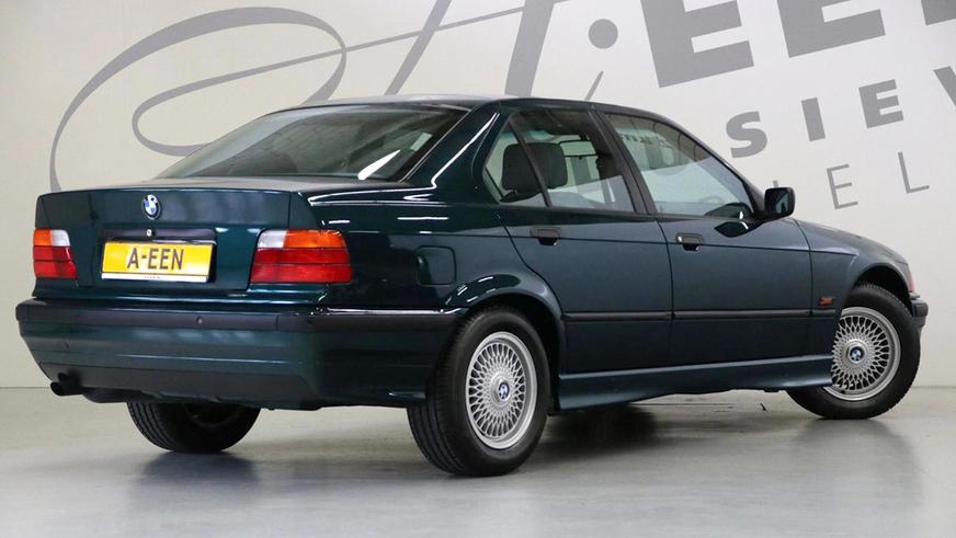 Новый BMW 320i (E36) нашли в автосалоне. Его оценили в 51 500 евро