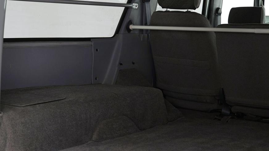 Редчайший Toyota Mega Cruiser не вызвал ажиотажа на аукционе