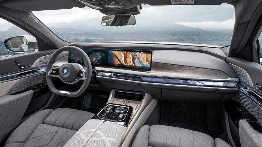 Новая «семёрка» BMW оставила минимум поблажек любителям классики