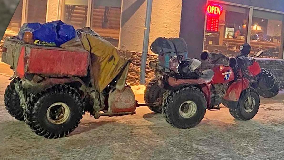 Канадец отправился через всю страну на старой трёхколёсной Honda