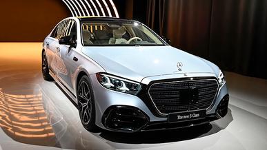 Жаңарған S-Class-тың алғашқы фотосы