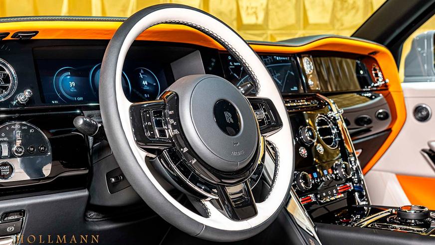 В продаже появился Rolls-Royce Cullinan от Mansory. Очень дорого