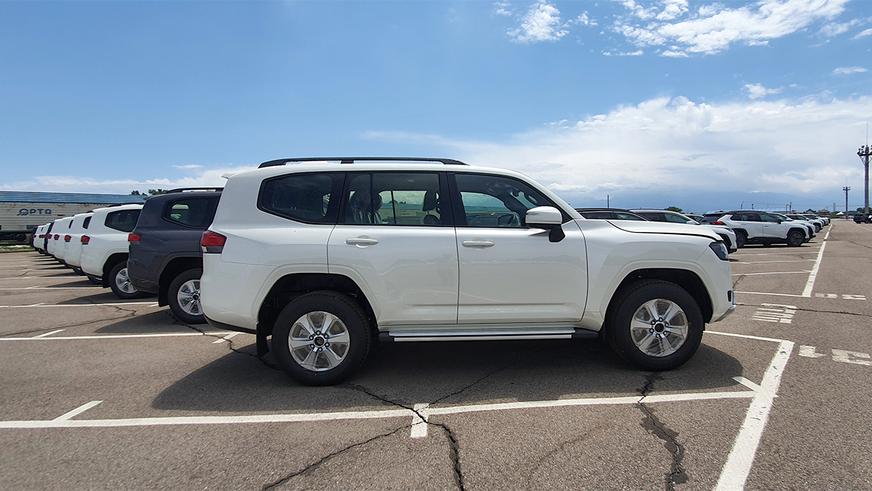 Сколько будет стоить Land Cruiser 300 в Казахстане