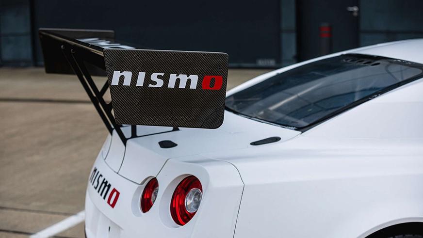 На продажу выставят Nissan GT-R из фильма про гонки. Но это не «Форсаж»