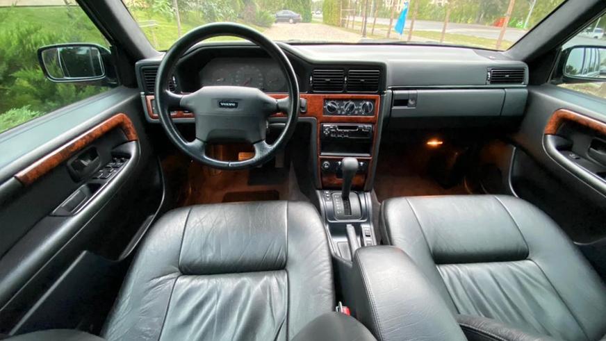 Найдено на Kolesa.kz: шестидверный Volvo за 25 млн тенге