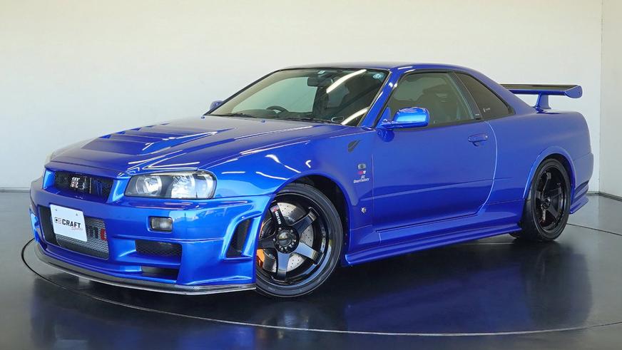 Один из самых редких Nissan Skyline GT-R появился в продаже в Дубае