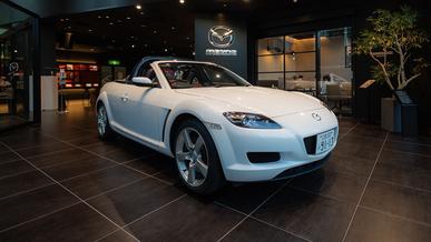 Загадочный кабриолет Mazda RX-8 вновь покажется публике