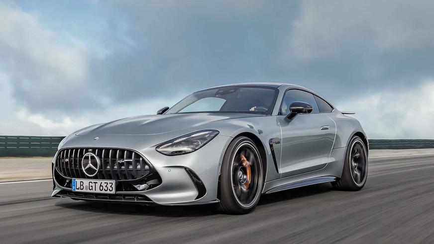 Представлено новое купе Mercedes-AMG GT