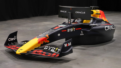 Red Bull построила копию своего формульного болида специально для геймеров