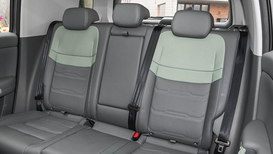 Бюджетный кроссовер BAIC BJ30 — суровая внешность и передний привод