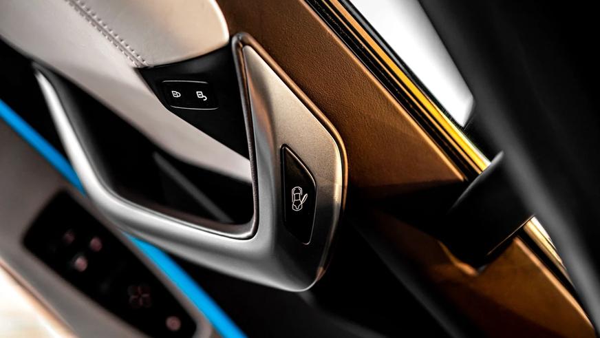 Интересные объявления на Kolesa.kz: от Mercedes-Benz 300 SEL до BMW i8