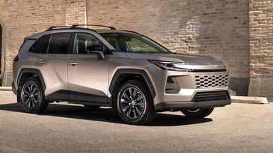 Сколько стоит новый Toyota RAV4 в ОАЭ