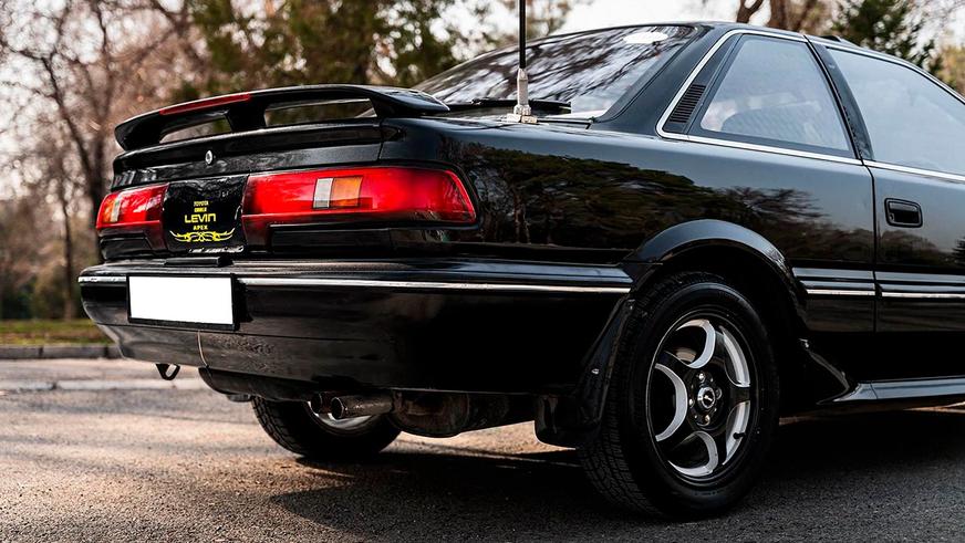 Toyota из 1980-х продают за 10 млн тенге на Kolesa.kz