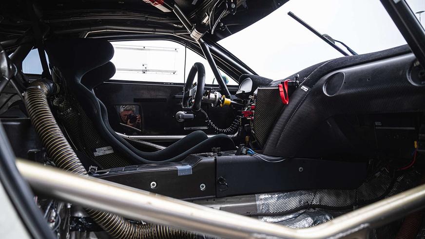 На продажу выставят Nissan GT-R из фильма про гонки. Но это не «Форсаж»