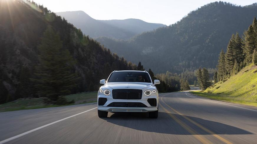 Bentley показала самую мощную Bentayga в истории