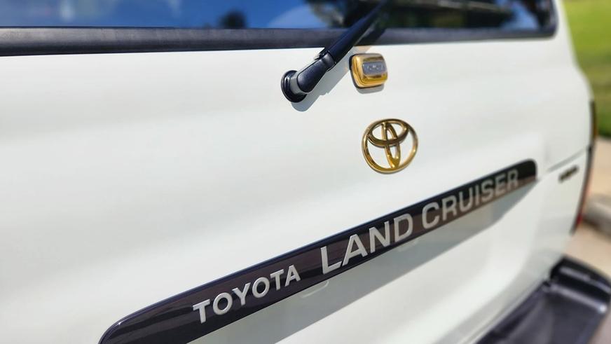 Почти новый Land Cruiser 80 оценили дороже 130 000 долларов