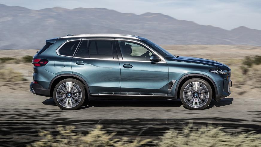 BMW обновила кроссоверы X5 и X6