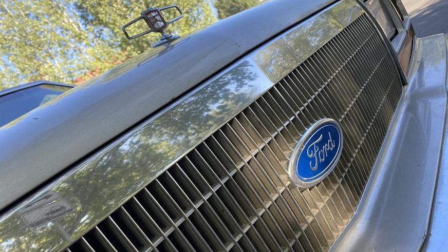 Интересные авто в продаже на Kolesa.kz: от Cadillac Fleetwood до заниженного ВАЗ-2101