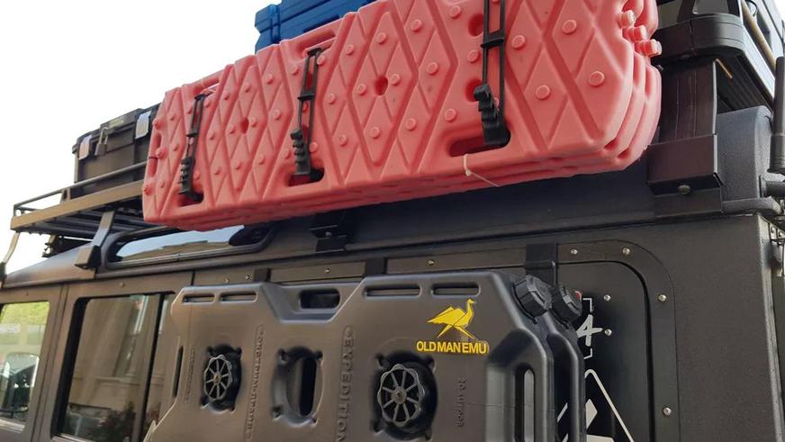 Очень дорогие автомобили с механикой на Kolesa.kz