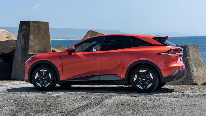 Какие новые авто от 10 млн до 15 млн пользуются интересом на Kolesa.kz