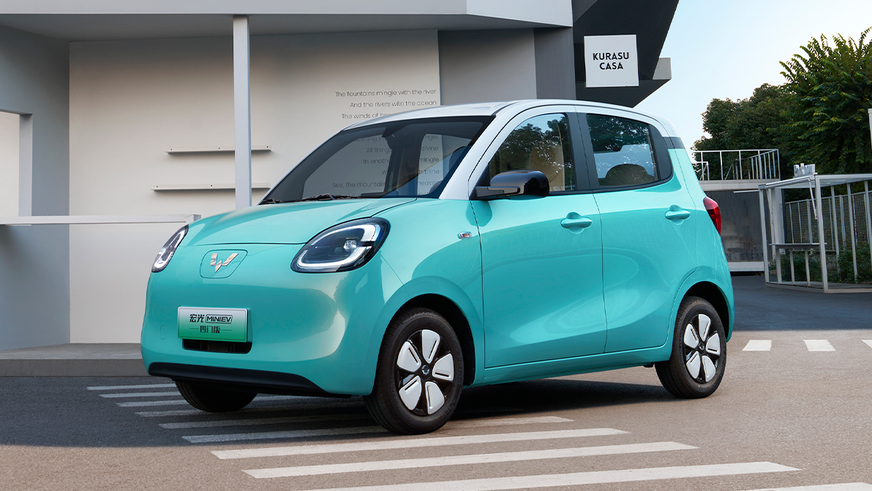 Мировым бестселлером среди электрокаров и гибридов стал крошечный хетч из КНР