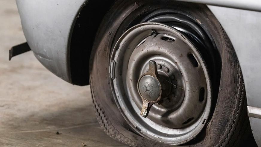 Уникальный Mercedes-Benz, который 50 лет никто не видел, уйдёт с молотка