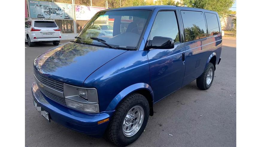 Пятёрка американских вэнов из объявлений на Kolesa.kz