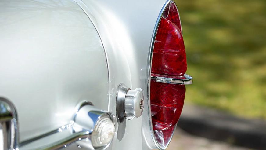 Крайне необычный Rolls-Royce продадут в Италии