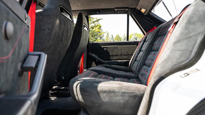 Практически новая Lancia Delta Integrale появилась на торгах