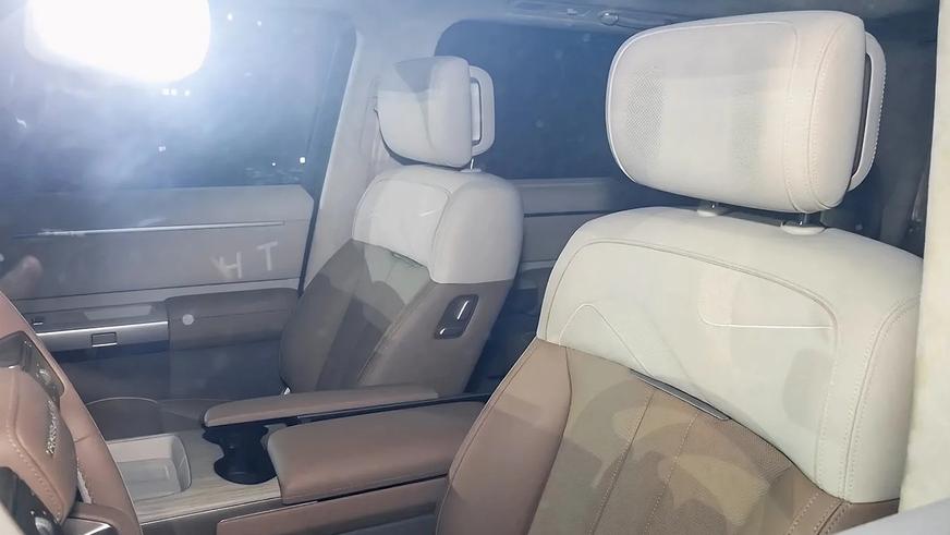 Под&nbsp;номером 8: Land Rover вывел в&nbsp;свет новый Freelander