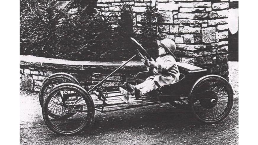 На продажу выставлен 100-летний электрокар, очень недорого