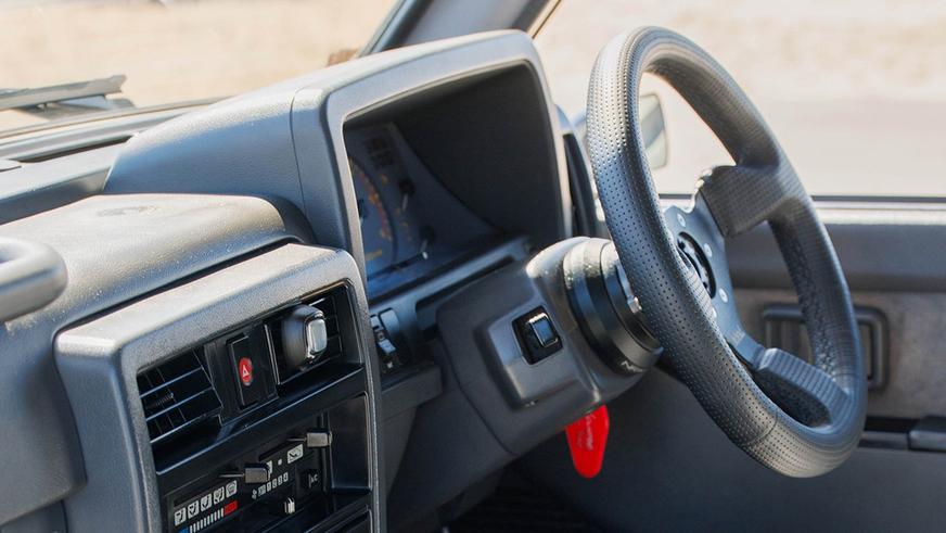 Старый Nissan Patrol оснастили 1000-сильным мотором