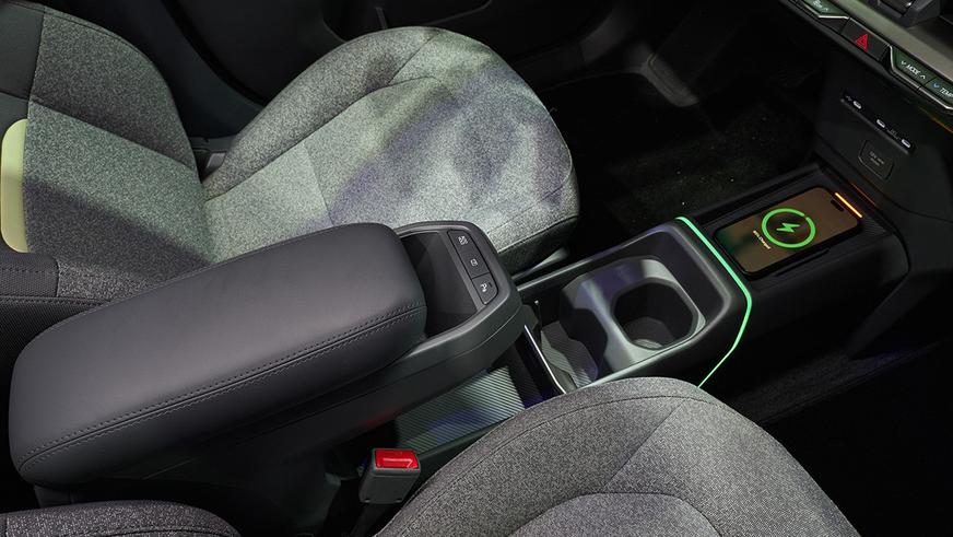 Kia привезла в Европу серийный EV2