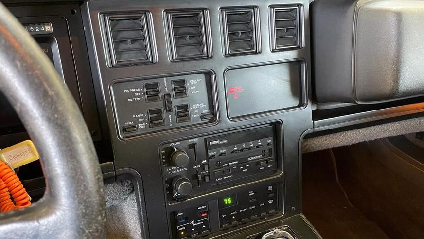 Первый электрический Corvette был сделан инженерами… Motorola