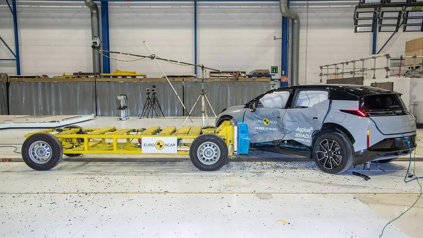 Zeekr X назвали одним из самых безопасных автомобилей в Европе