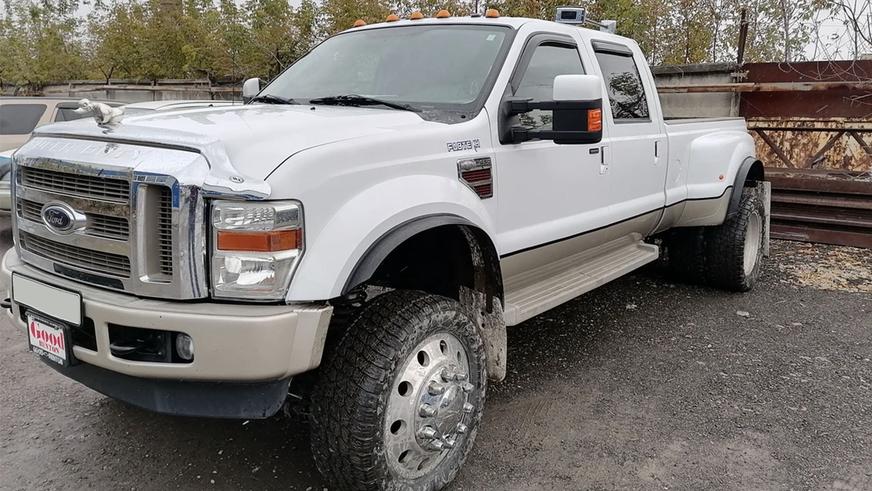 От Ford F-450 до универсала BMW E30: интересные объявления на Kolesa.kz