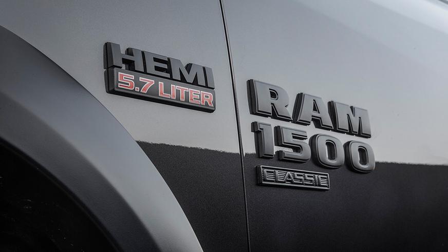 Сразу две известные марки избавляются от V8